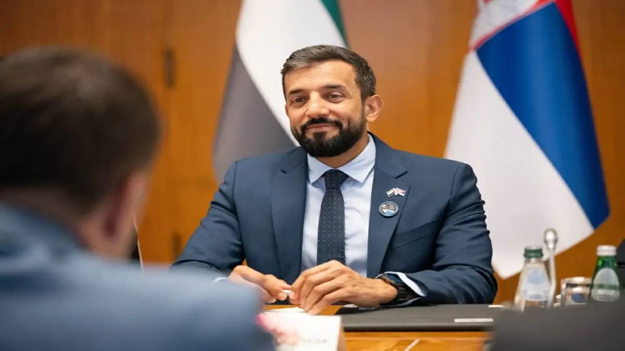 الرئيس الصربي يلتقي سلطان النيادي لتعزيز التعاون الثنائي
